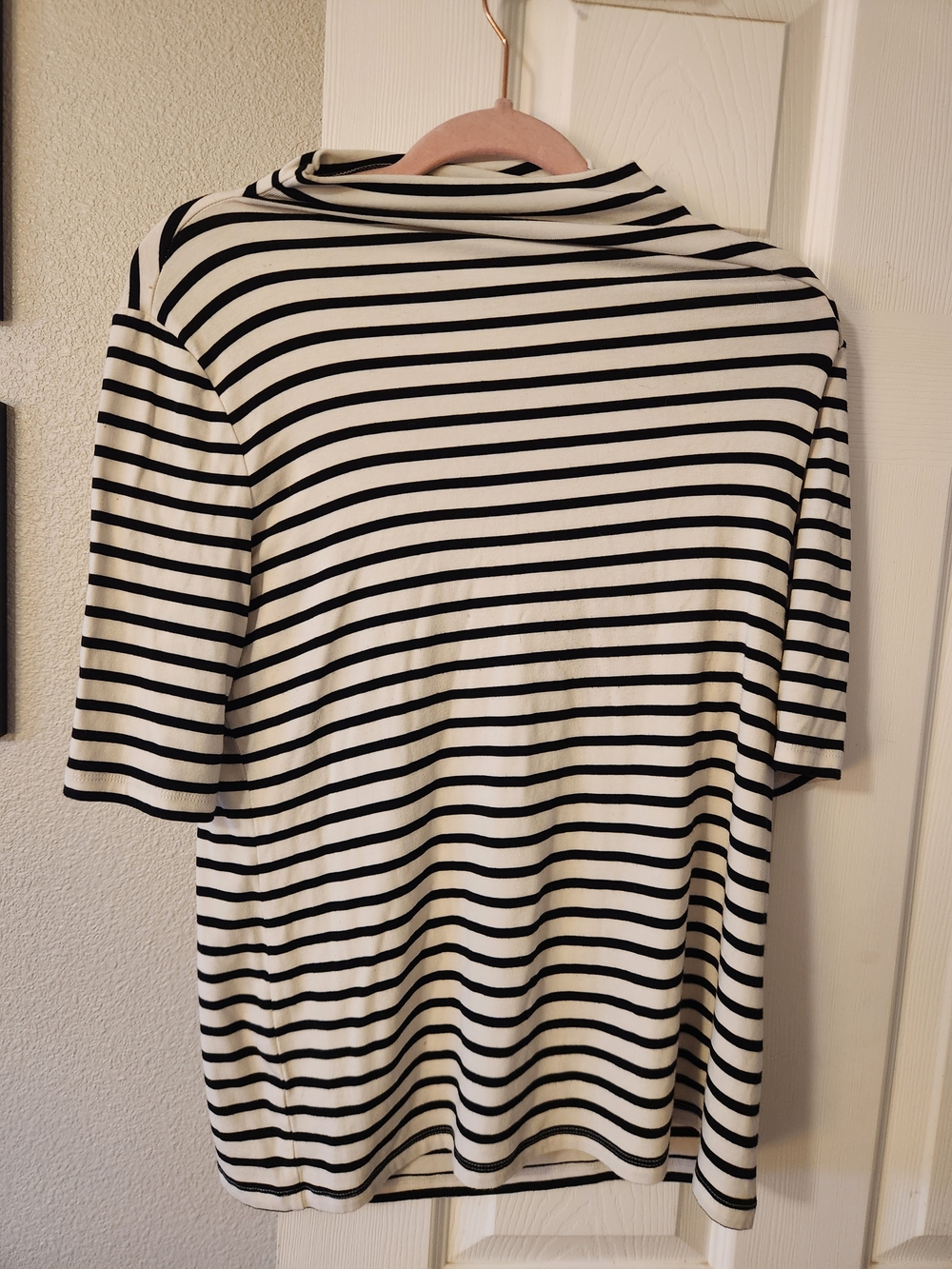 Ann Taylor Factory Black & White Striped Short Sleeve Top
